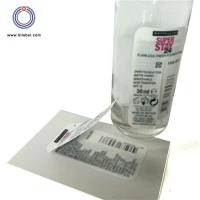 ¿Se pueden usar etiquetas autoadhesivas en botellas de papel?